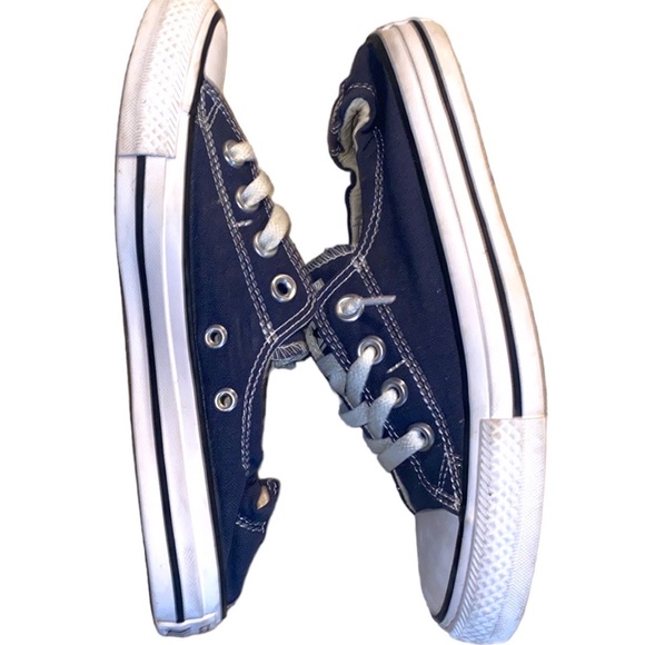 Women's Chuck Taylor All Star Shoreline Low Top Sneaker - Picture 4 of 7